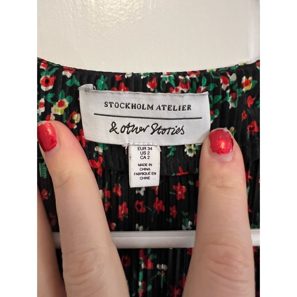 & Other Stories Stockholm Atelier Dark Floral Printed V Neck Long Sleev Top 2 XS - Picture 4 of 10